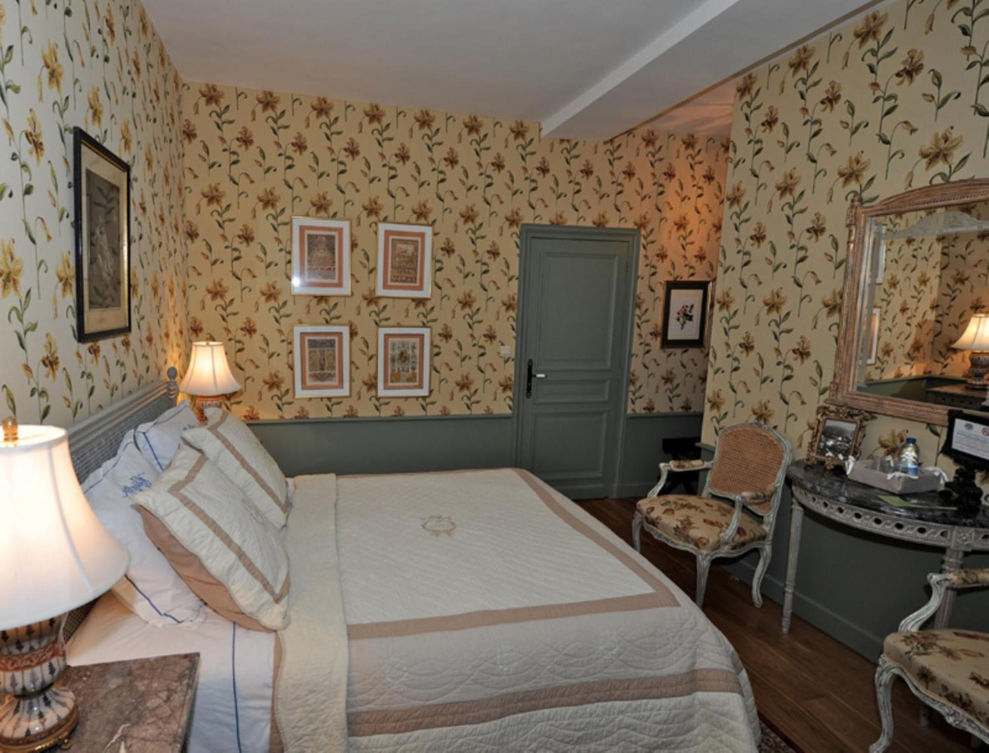Chateau De Maudetour Bagian luar foto